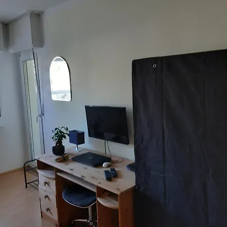 - Private * Offenbach am Main